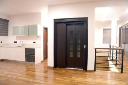 Kitchen - Royal Court- 05 Bedroom Unfurnished 03 Storied House for Rent in Rajagiriya (A3345)