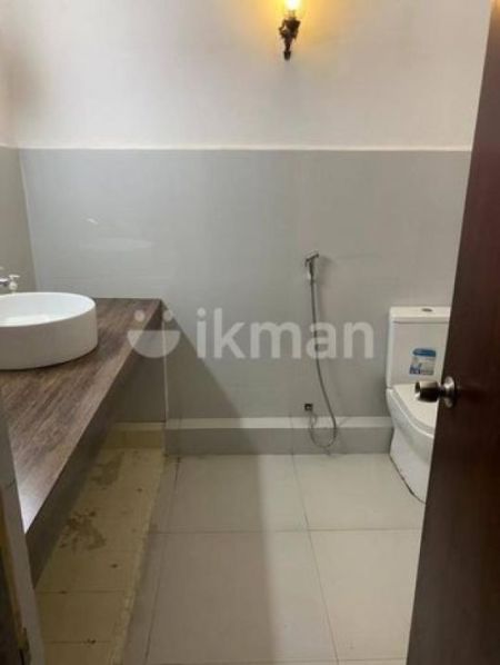 Bathroom - Luxury House For Rent In Fairfield Garden Colombo 08 