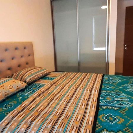 Bedroom - Stunning Apartment for Sale or Rent at Edmonton Tower, Colombo 5