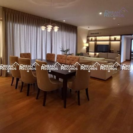 Dining room - 3 Bedroom apartment for rent in Colombo 2 