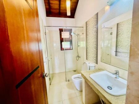 Bathroom - Nawala Luxury House For Sale In Prime Location