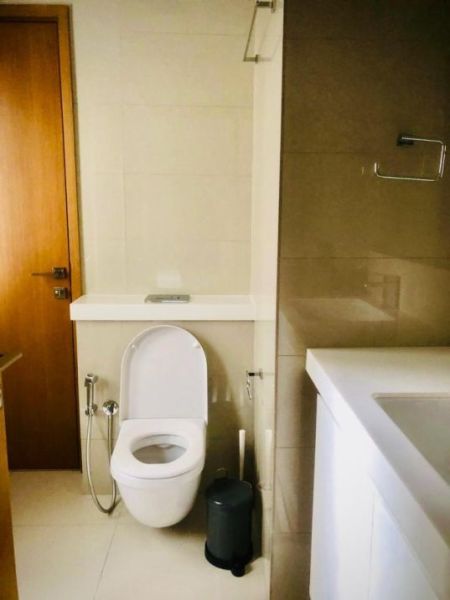 Bathroom - (S692) 3 Bedroom apartment for rent in Colombo 2 for Rs. 4.45 lakhs (Per Month)