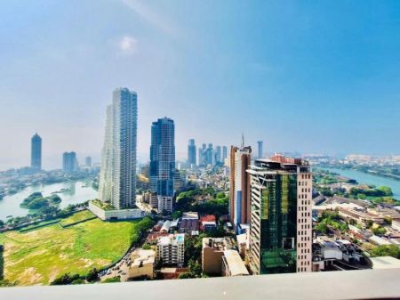 Living Room - Sea View | Higher floor |tower 1  Trizen 2  bedrooms for sale | Colombo 2