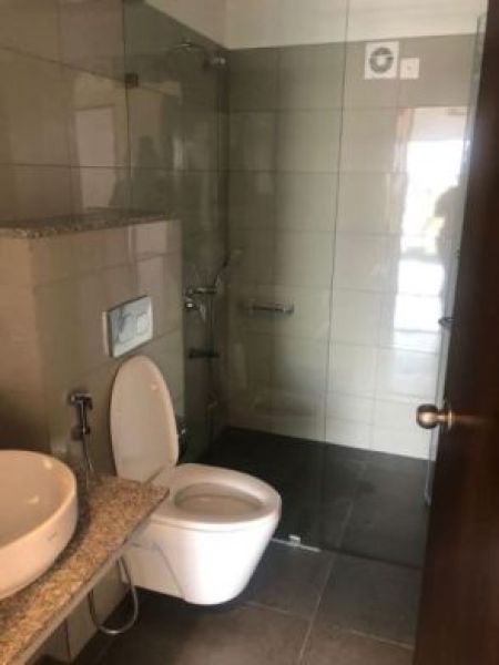 Bathroom - 3 Bedroom Apartment for sale in iconic galaxy  Ready to move in!