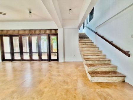 Living Room - 4 rooms with ample parking |unfurnished house | Nawala | For immediate rent 