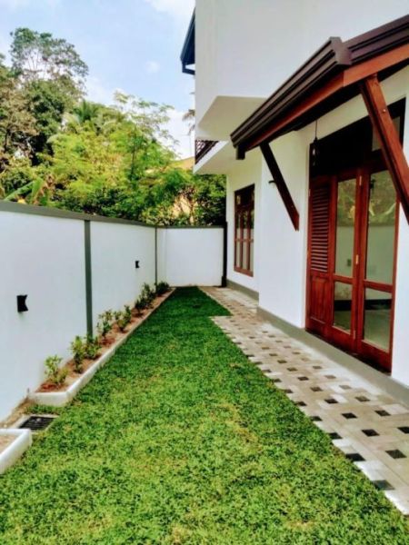 Living Room - Brand new 4 Bedroom house for sale in Thalawathugoda 