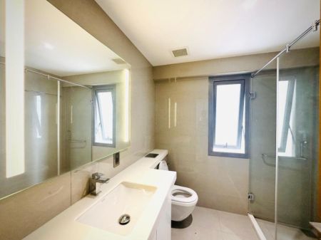 Bathroom -  ⭕ (S728) Luxury Altair residencies Apartment For Sale in Colombo 2 (With Furniture)