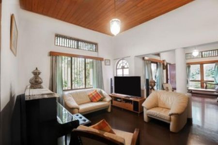 Living Room - 160 perches land with valuable antique house for immediate sale in KandyKAHA39