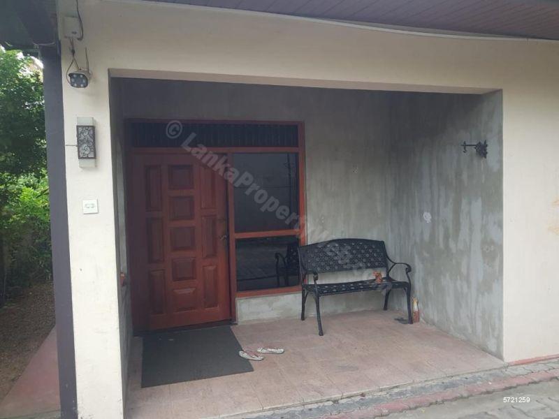 Kelaniya House for sale/rent