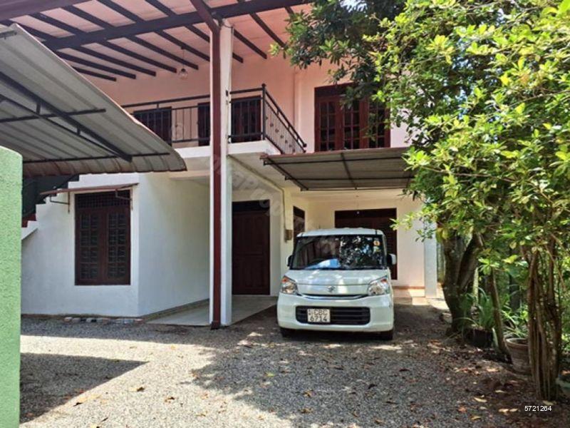 Kadawatha House for sale/rent