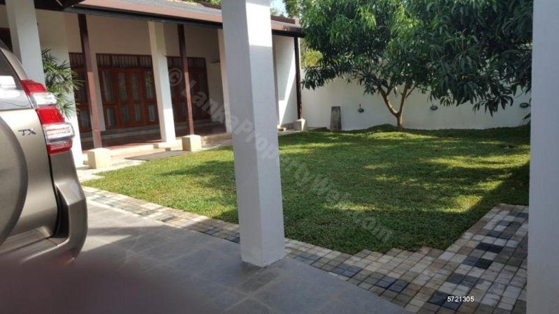 Thalawathugoda House for sale/rent