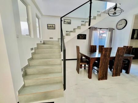 Dining room - 4 Bed Rooms Two Story Good House Near Bus Road For Sale In Negombo Thimbirigaskatuwa 