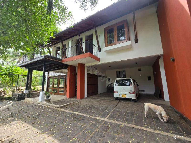 Battaramulla House for sale/rent