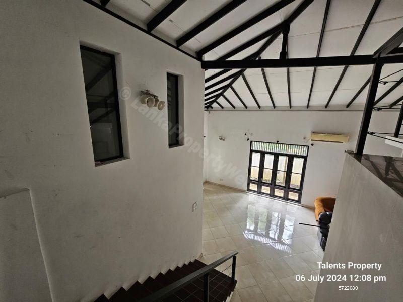 Battaramulla House for sale/rent