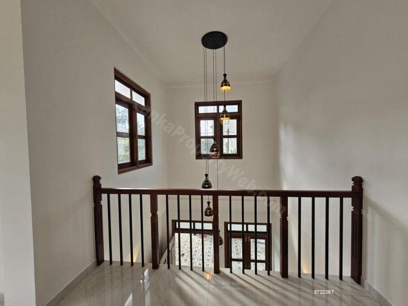 Athurugiriya House for sale/rent