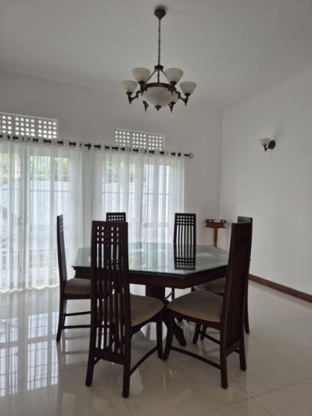 Dining room - House for Rent in Malabe | 4 Bedrooms – LKR 200,000 Per month | KO-722