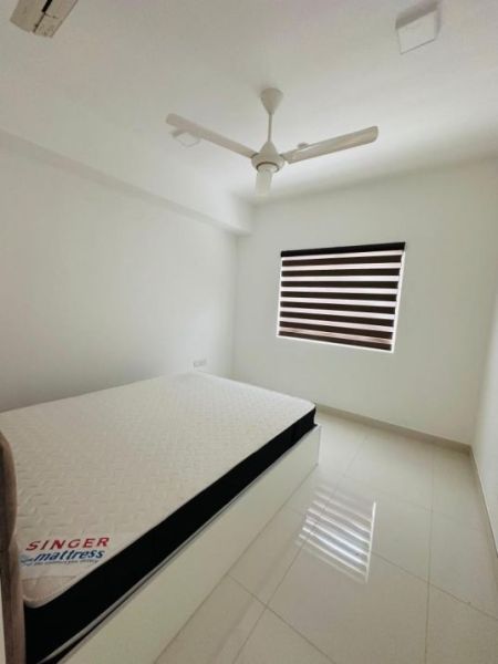 Bedroom - Fairway Urban Home - 3BR Apartment For Rent in Battaramulla - EA687