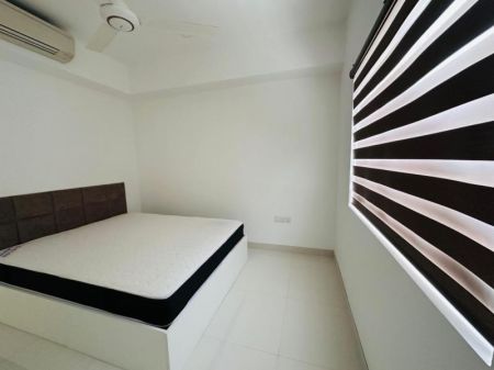 Bedroom - Fairway Urban Home - 3BR Apartment For Rent in Battaramulla - EA687