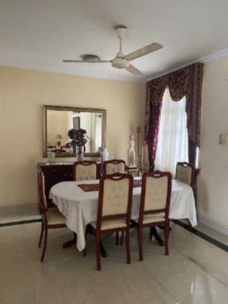 Dining room - 2 bedrooms Apartment for sale at Colombo- 7 