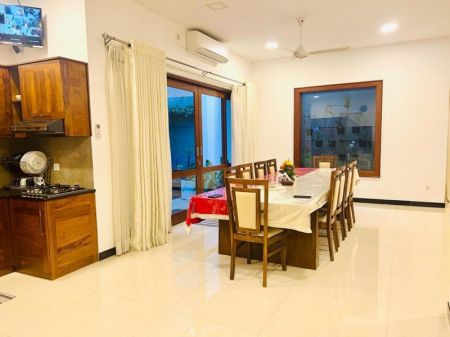 Dining room - (SE337) Stunning 4 Bedroom House for Sale in Thalawathugoda - Furnished!