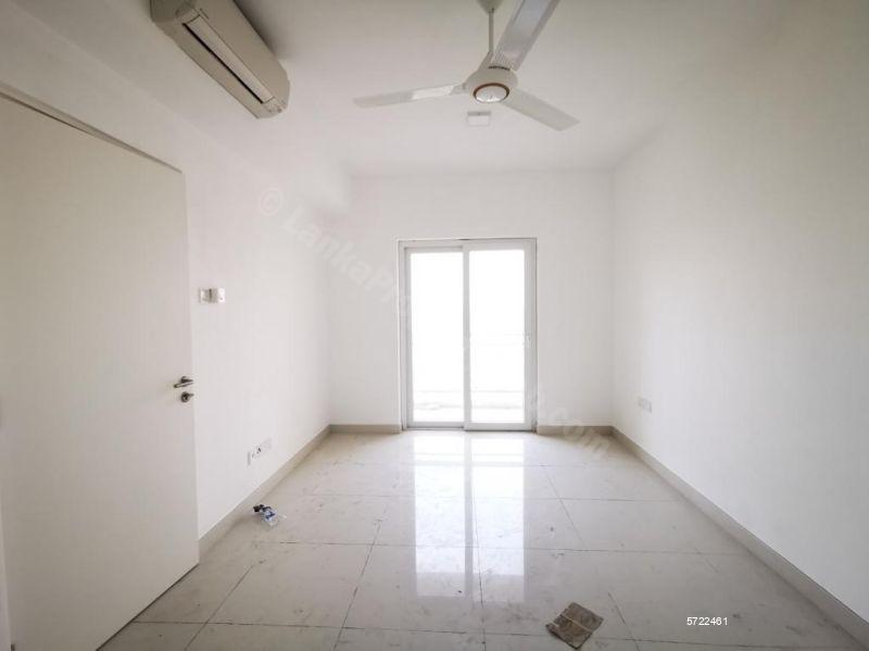 Battaramulla Apartment for sale/rent