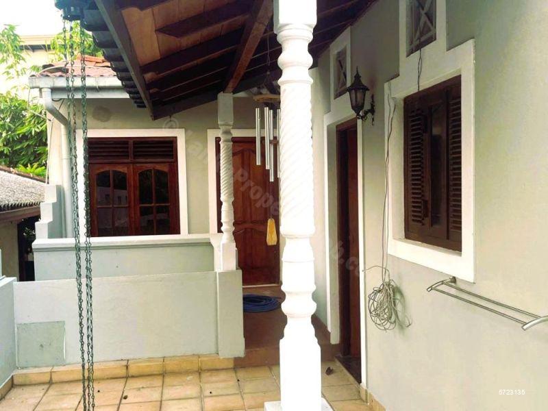 Pita Kotte House for sale/rent