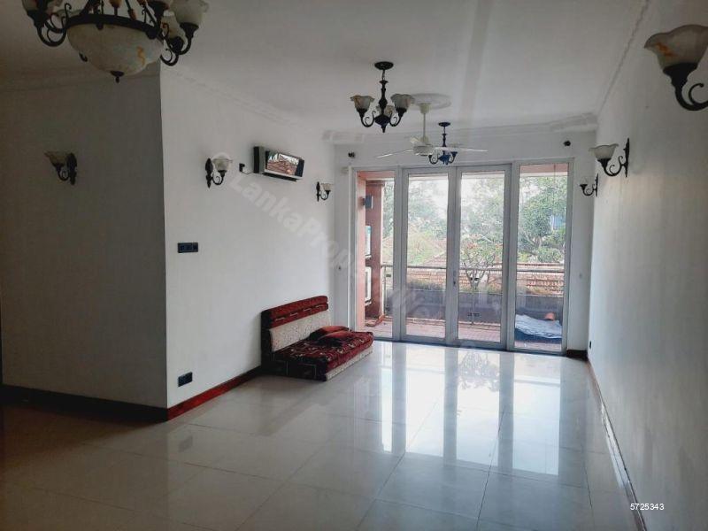 Colombo 5 Apartment for sale/rent