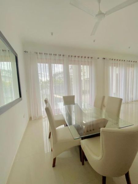 Dining room - (SE1036) 4 Bedroom villa for sale in Aluthgama for Rs. 105 million (negotiable)