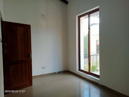 Pool - Brand New 4BR Town House for Sale in Gated Community - Malabe | LKR 38 Million - KO-507-1