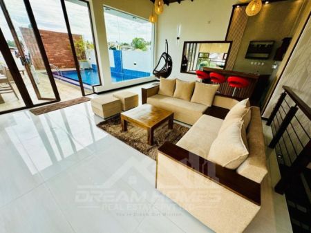 Pool - (SE1223) 4 Bedroom house for sale in Battaramulla for Rs. 190 million (negotiable)