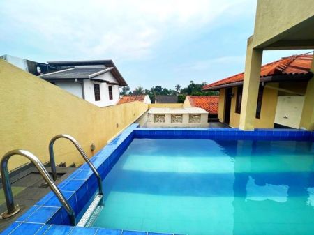 Pool - (SE1017) 5 Bedroom house for sale in Nugegoda for Rs. 90 million (negotiable)