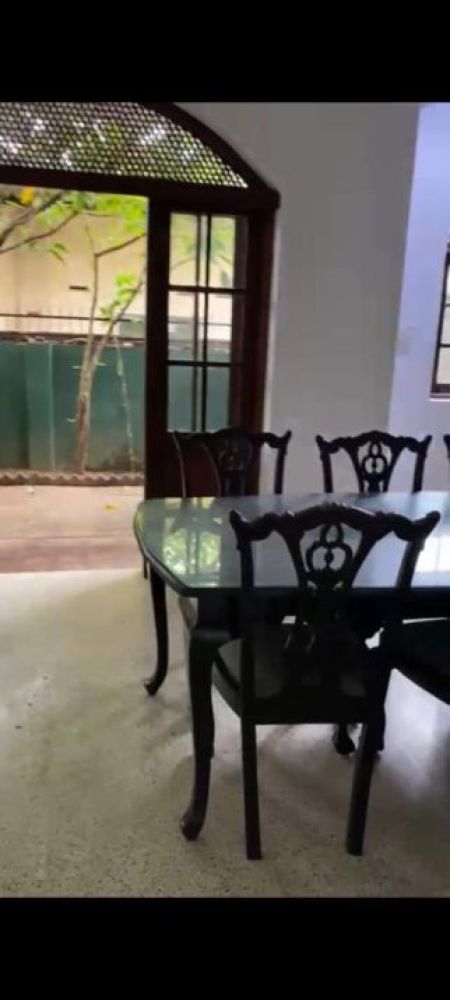 Dining room - House For Rent In Colombo 7 (file No 916b/2) In Bauddhaloka Mawatha