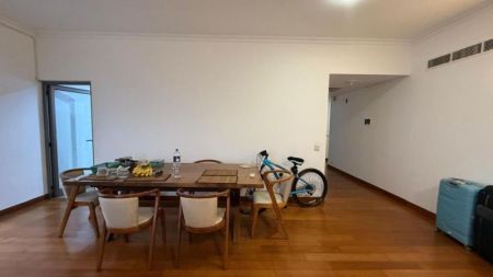 Dining room - Empire Residencies - Apartment for sale in Colombo 2 / 2 parking slots / uninterrupted views 