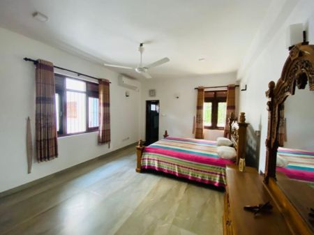 Pool - (se343)4 Bedroom house for sales in Pita Kotte for Rs. 150 million (Negotiable)