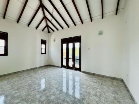 Pool - (SE1039) 3 Bedroom house for sale in Madiwela for Rs. 37.50 million (negotiable)