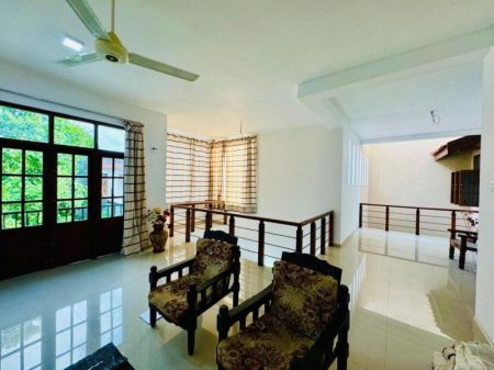 Pool - (SE1090) 5 Bedroom house for sale in Pita Kotte for Rs. 129 million (negotiable)