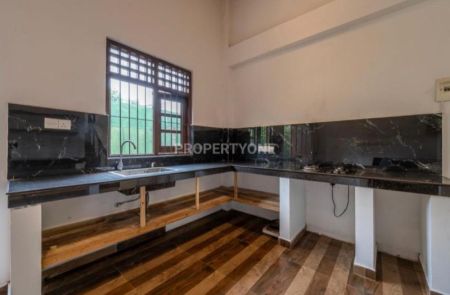 Kitchen - (SE1171) 3 Bedroom house for sale in Thalapathpitiya for Rs. 42 million (negotiable)