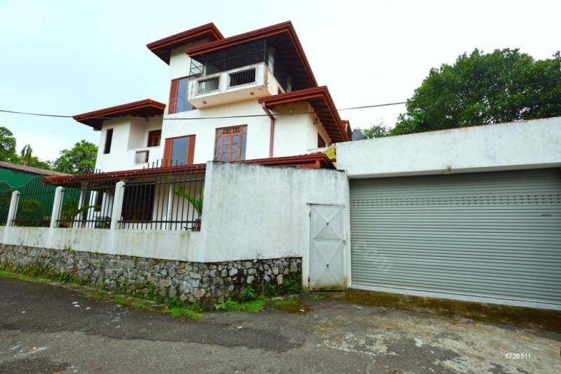 Pannipitiya House for sale/rent