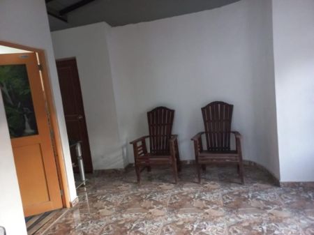 Living Room - (OS70) 4 Bedroom house for sale in Kadawatha for Rs. 20 million (negotiable)