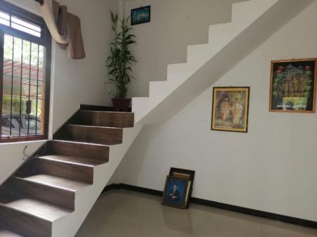 Living Room - (OS87)6 Bedroom house for sale in Kadawatha for Rs. 39 million (negotiable)