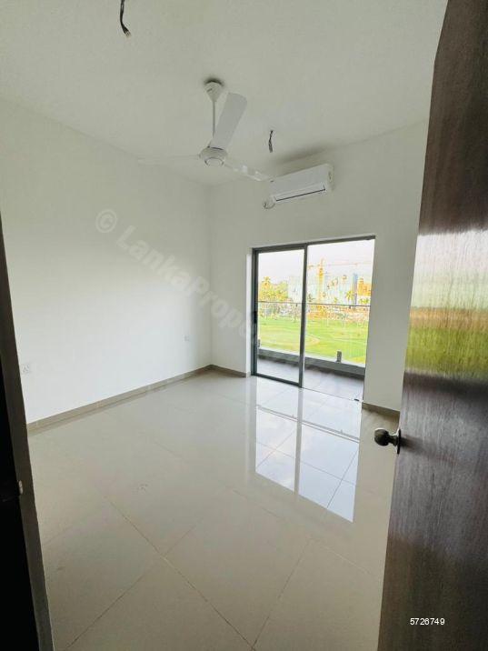 Kahathuduwa Apartment for sale/rent