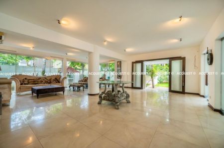 Living Room - House for Rent - Colombo 05 | LKR 675,000