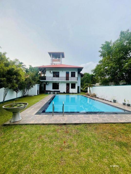 Bentota Villa for sale/rent