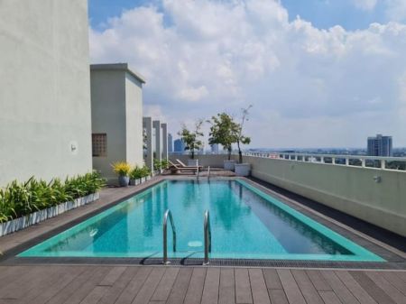 Pool - Luxurious fully furnished apartment for rent 