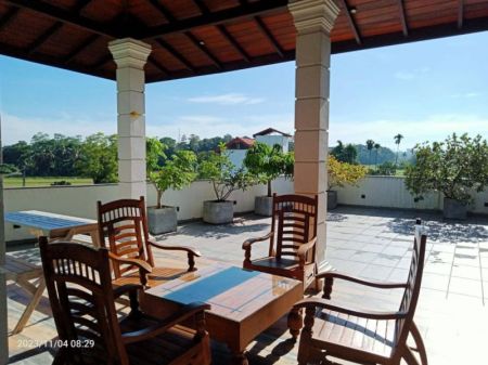 Dining room - Newly Built Luxury House for Sale in Lake Road, Pelawatta - Battaramulla - LKR 100 Million | KO-543