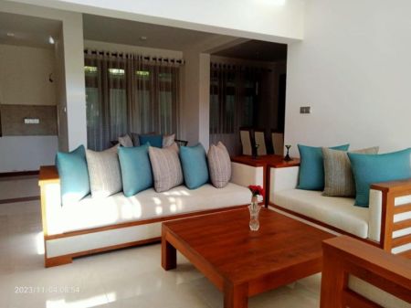 Living Room - Newly Built Luxury House for Sale in Lake Road, Pelawatta - Battaramulla - LKR 100 Million | KO-543