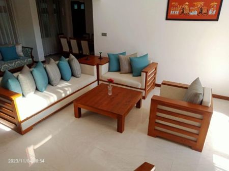 Living Room - Newly Built Luxury House for Sale in Lake Road, Pelawatta - Battaramulla - LKR 100 Million | KO-543