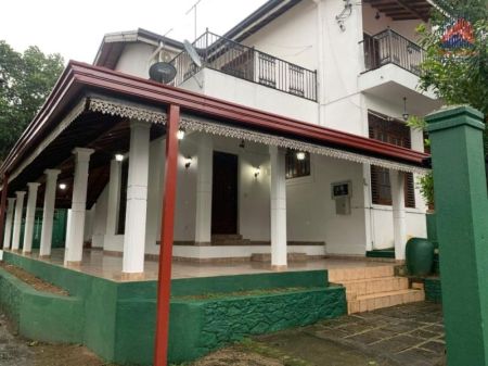 Pool - Luxury 06 Bedroom House For Rent in Thalawathugoda 