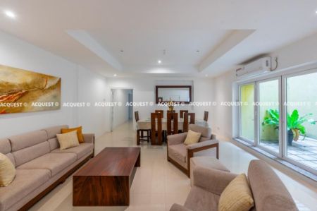 Living Room - Apartment for Rent - Colombo 07 | LKR 350,000