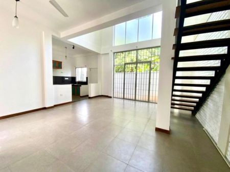 Pool - Kelaniya Specious Unfurnished House For Rent